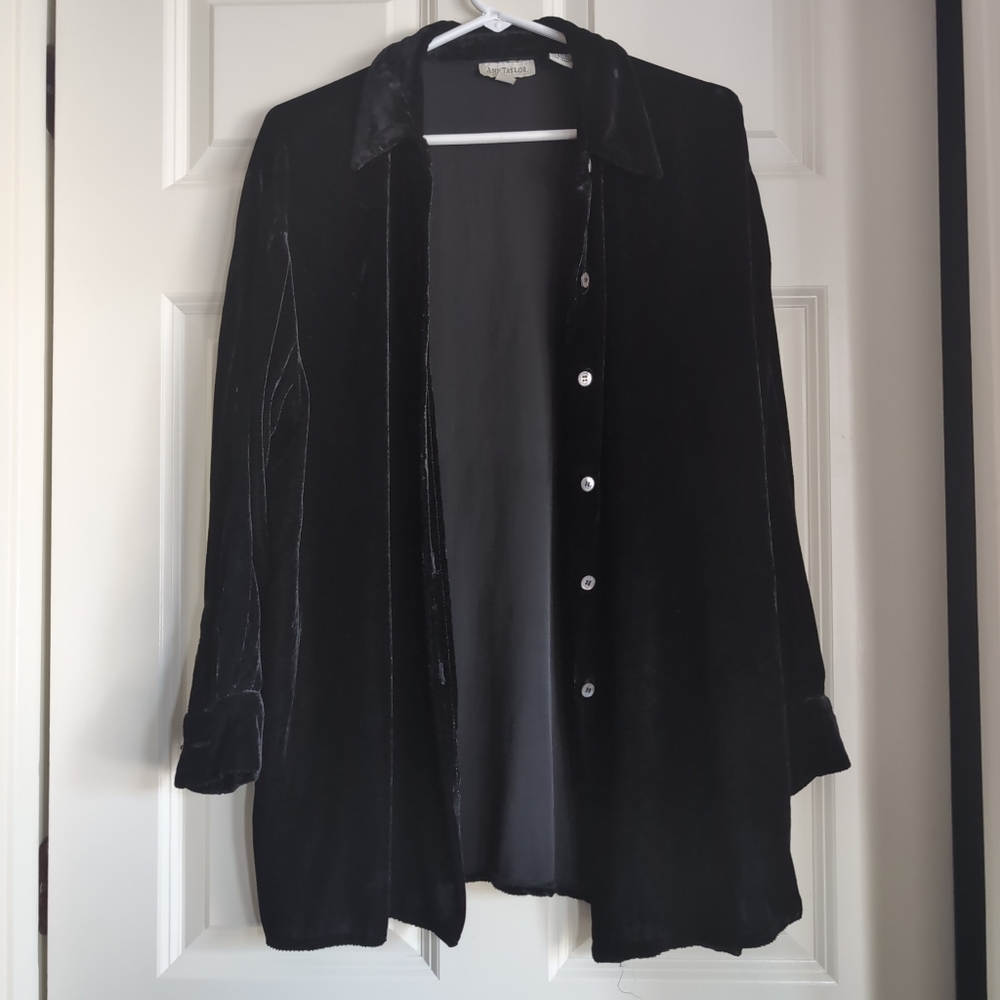 Vintage black silk blend velvet button up with genuine mother of pearl buttons
